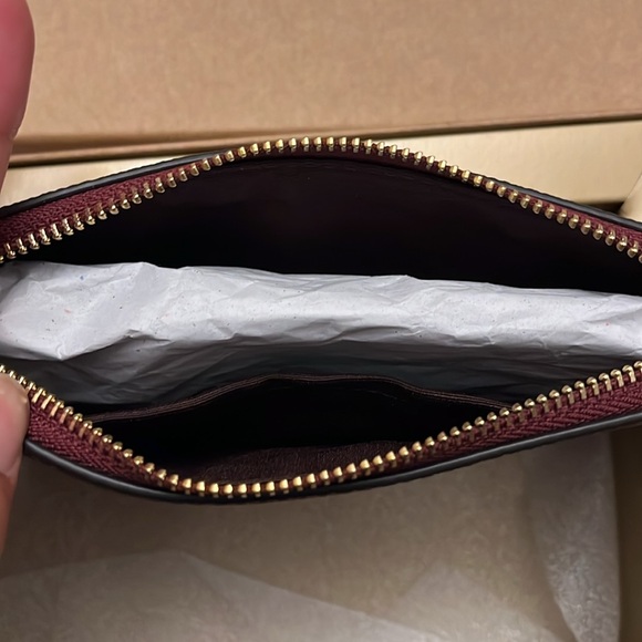 COACH Wristlet NWT - Picture 5 of 7